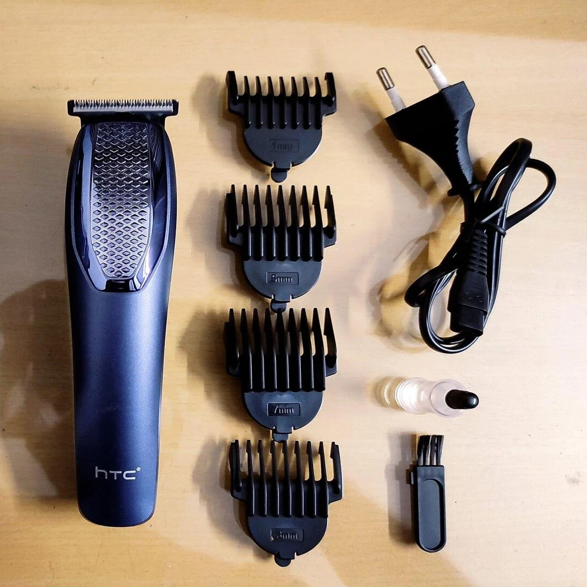 Rechargeable HTC AT-1210 Hair Trimmer